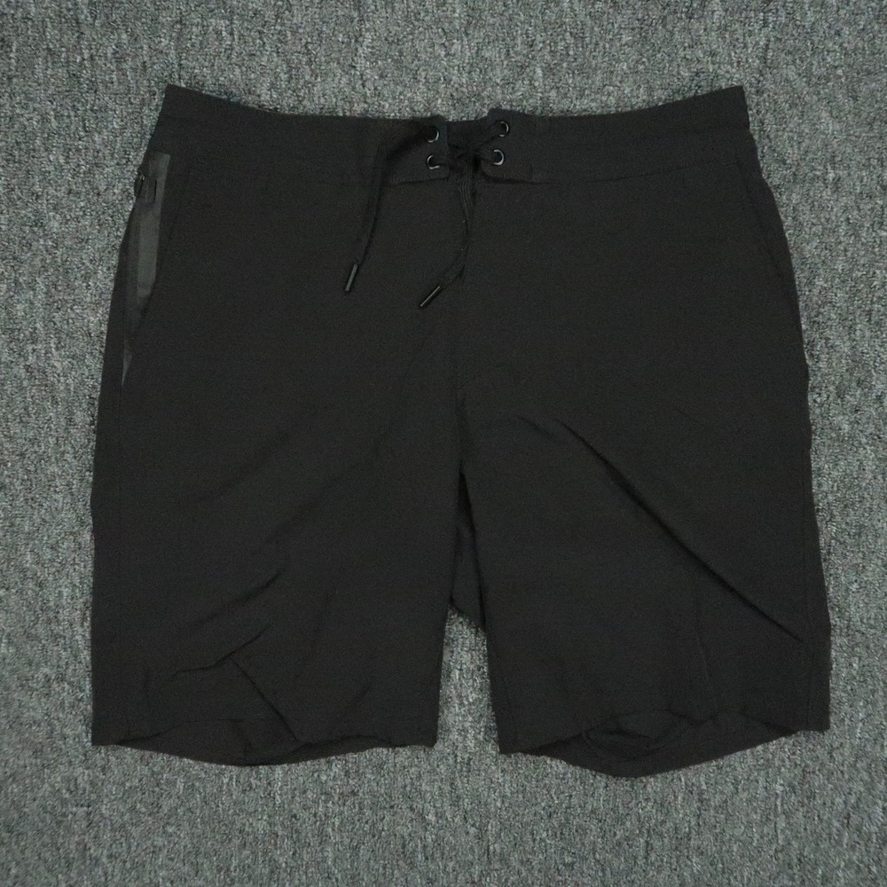 Ten Thousand Shorts Mens Medium Black Performance The Foundation 9" Athletic